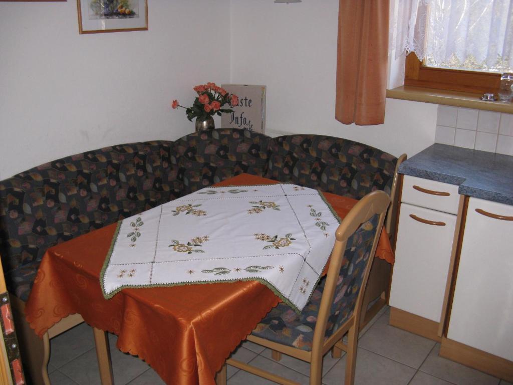 Haus Pfarrkirchner Mauterndorf (Salzburg) Quarto foto